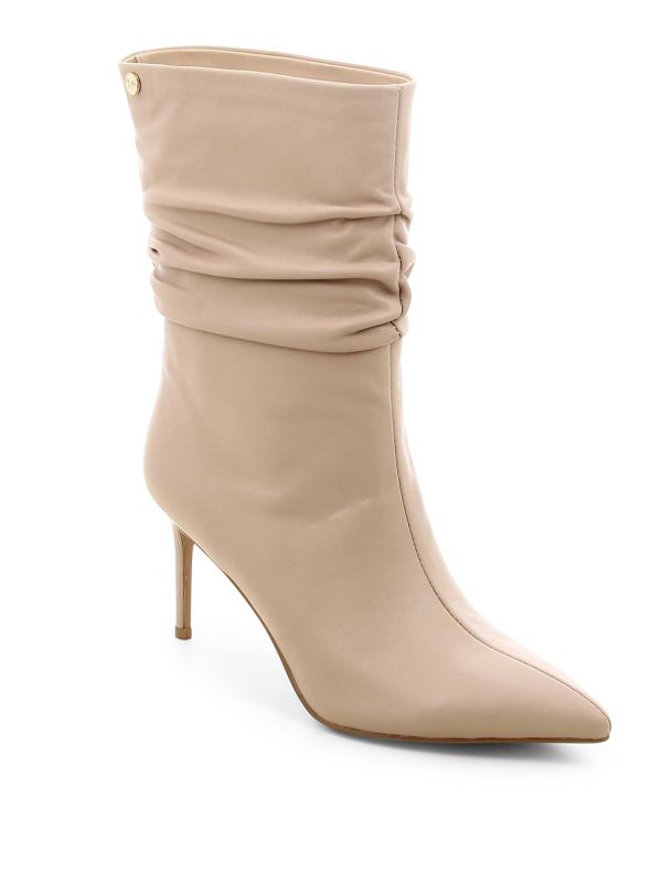 מגפוני עקב עם כיווצים