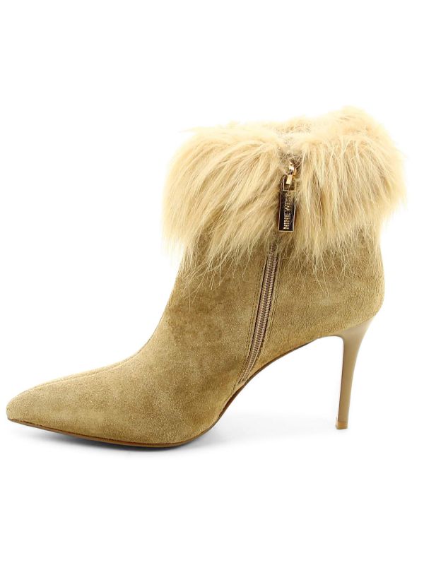 מגפוני עקב עם פרווה EVIE