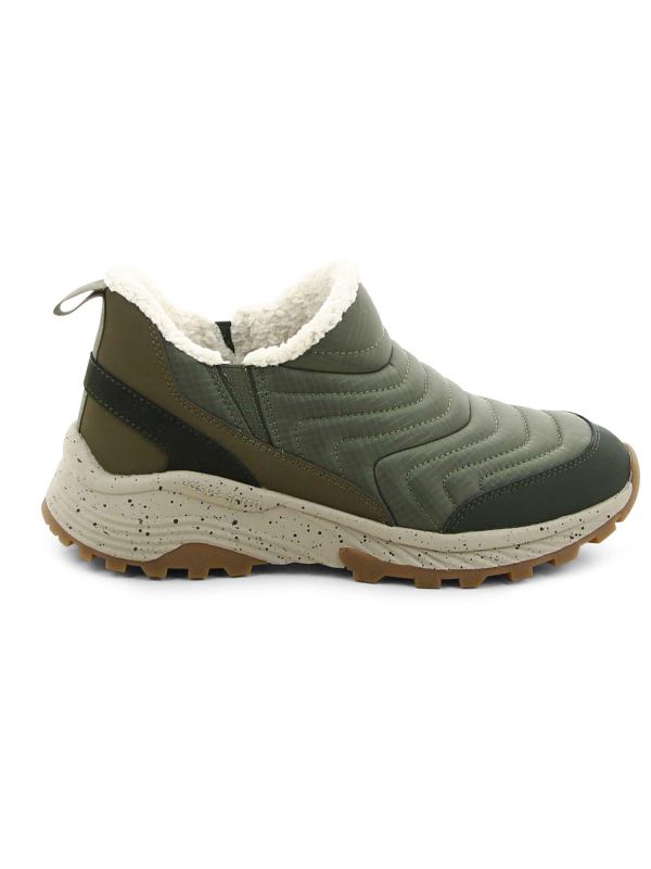 מגפונים נמוכים ספורטיביים