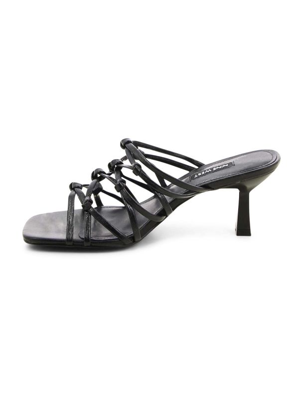 כפכפי עקב עם רצועות דקות LAURA