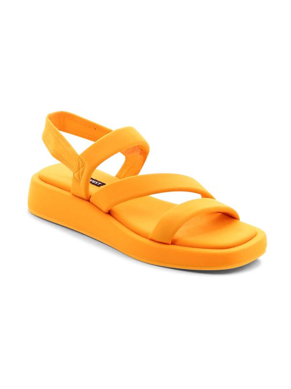 סנדלי רצועות מוצלבות סקובה לנשים