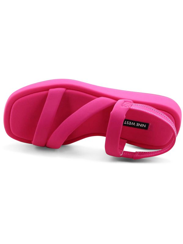 סנדלי רצועות מוצלבות סקובה לנשים