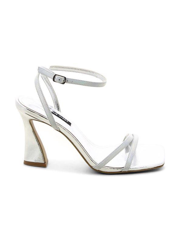 סנדלי עקב אופנתיים TESSA