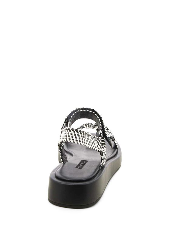 סנדלים שטוחים קז’ואליים ALAIA