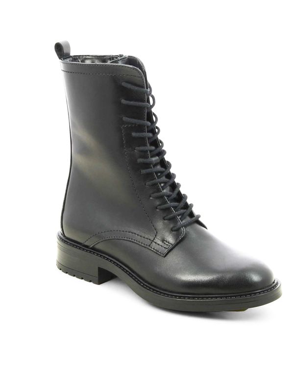 מגפונים מעוצבים עם שרוכים