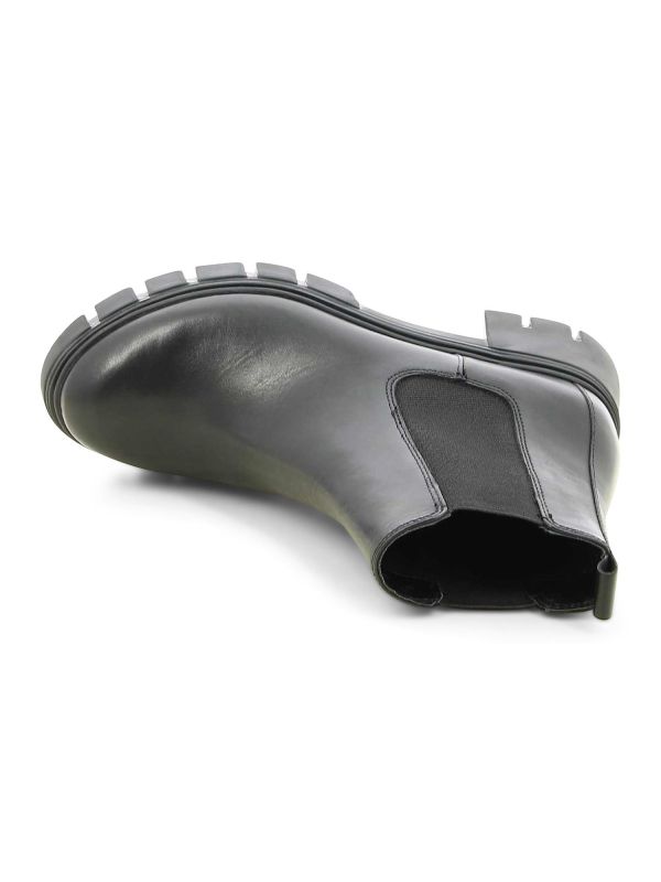 מגפוני טרקטור עם גומי