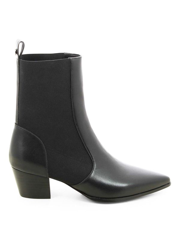 מגפוני עקב מחודדים