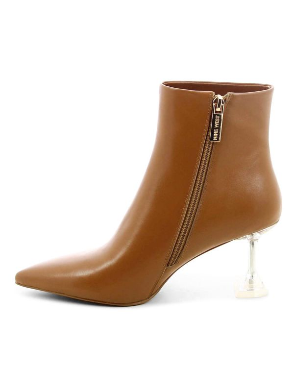 מגפוני עקב מעוצבים