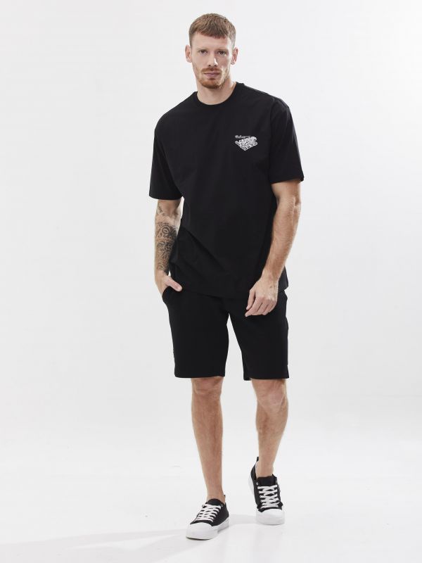 שורט ברמודה שחור קלאסי לגבר