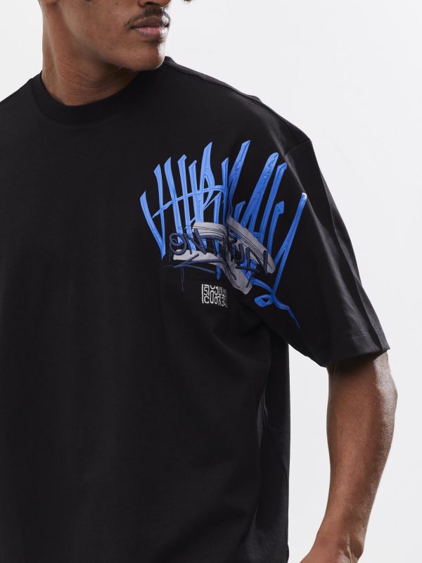 טי שירט עם הדפס ורקמה לגבר