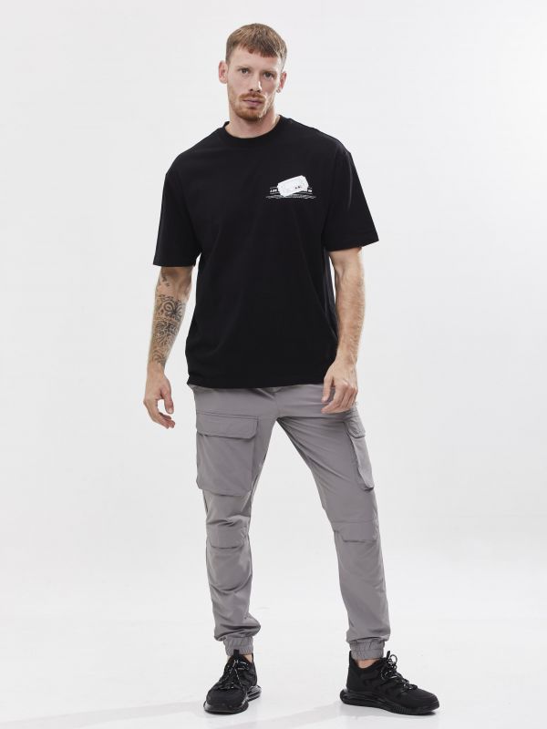 טי שירט אוברסייז עם הדפס דו צדדי לגבר