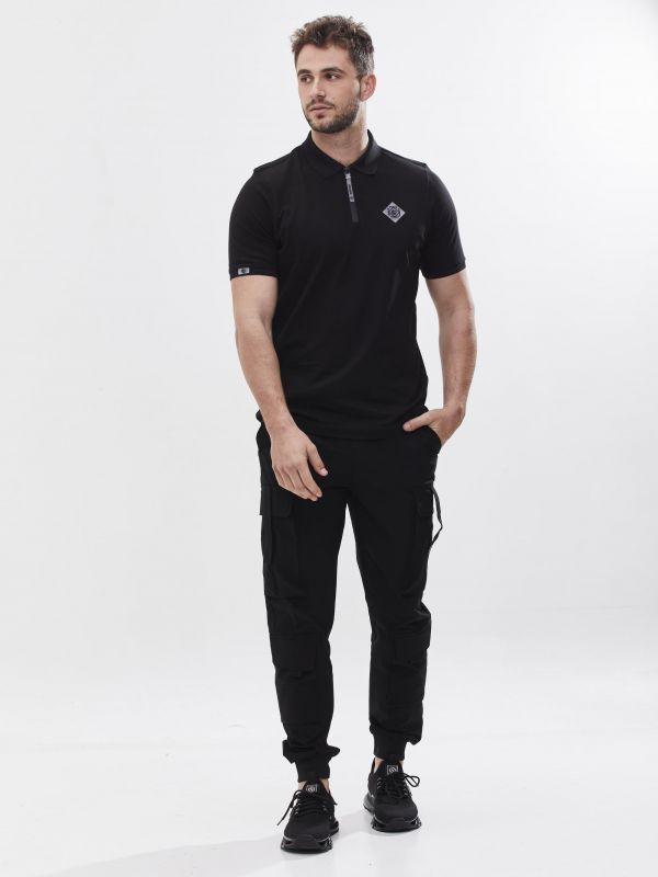 חולצת פולו עם רוכסן ושרוולים קצרים לגבר