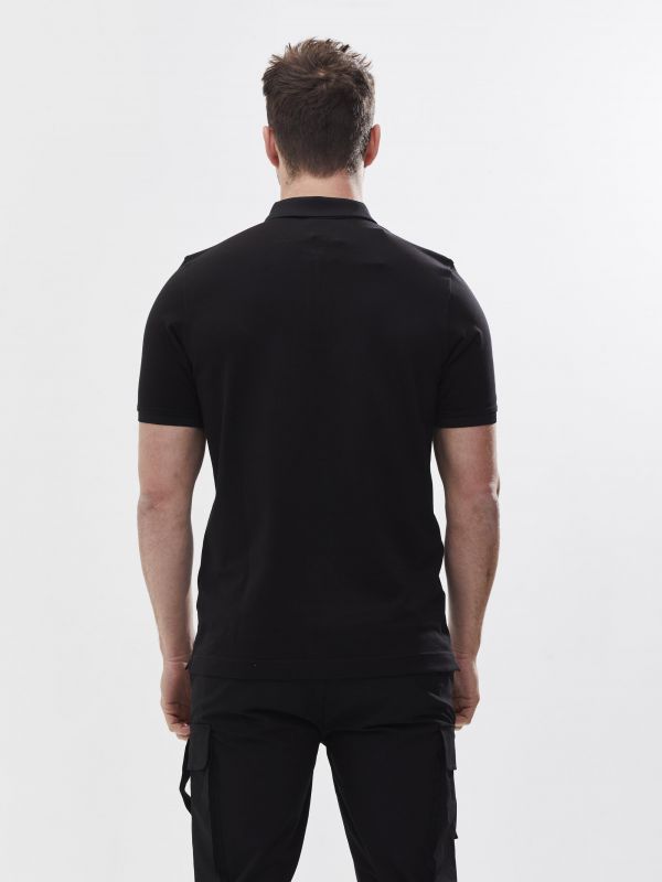 חולצת פולו עם רוכסן ושרוולים קצרים לגבר