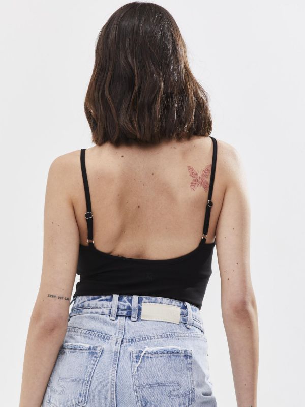 בגד גוף לנשים עם כתפיות ספגטי