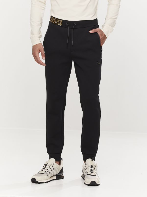 מכנסי טרנינג עם הדפס לגברים