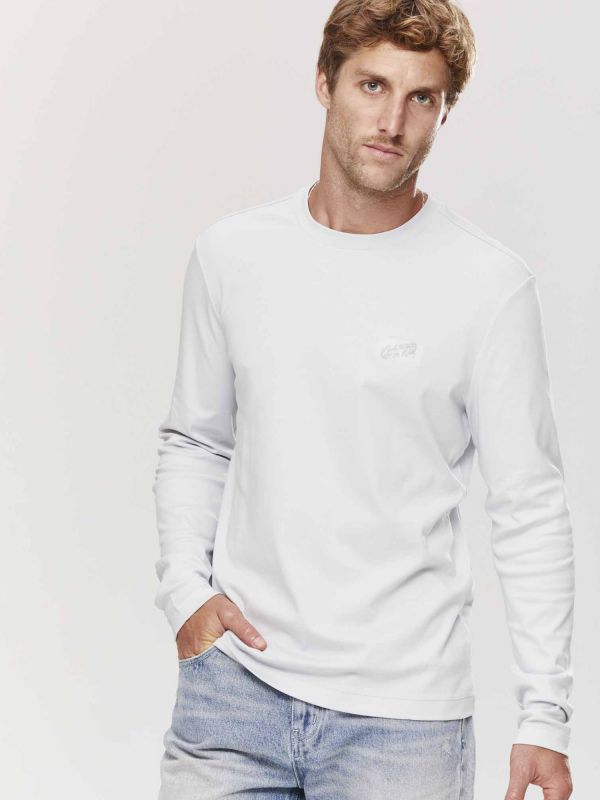 טי שירט ארוכה עם רקמה לגברים