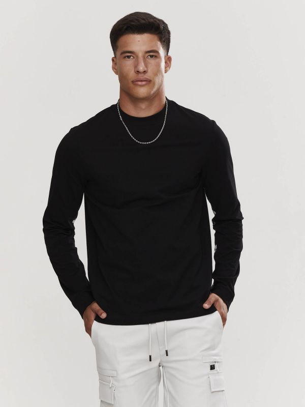 טי שירט עם שרוולים מודפסים לגברים