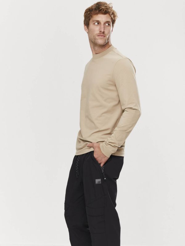 טי שירט עם שרוולים מודפסים לגברים