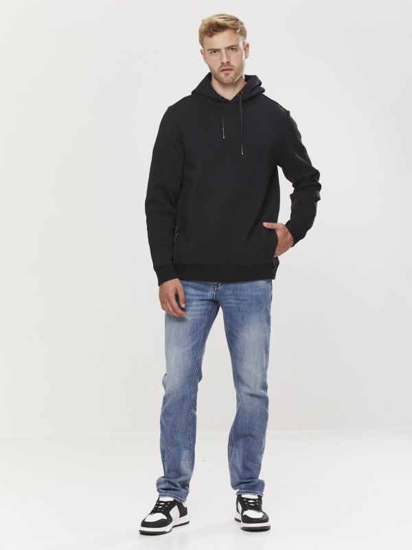 סווטשירט עם הדפס וקפוצ’ון לגברים