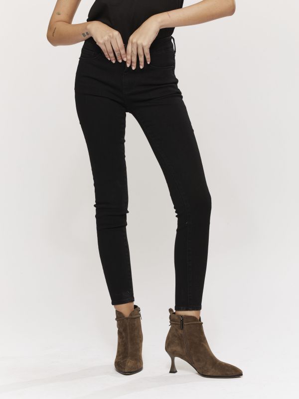 ג’ינס PEARL שחור לנשים