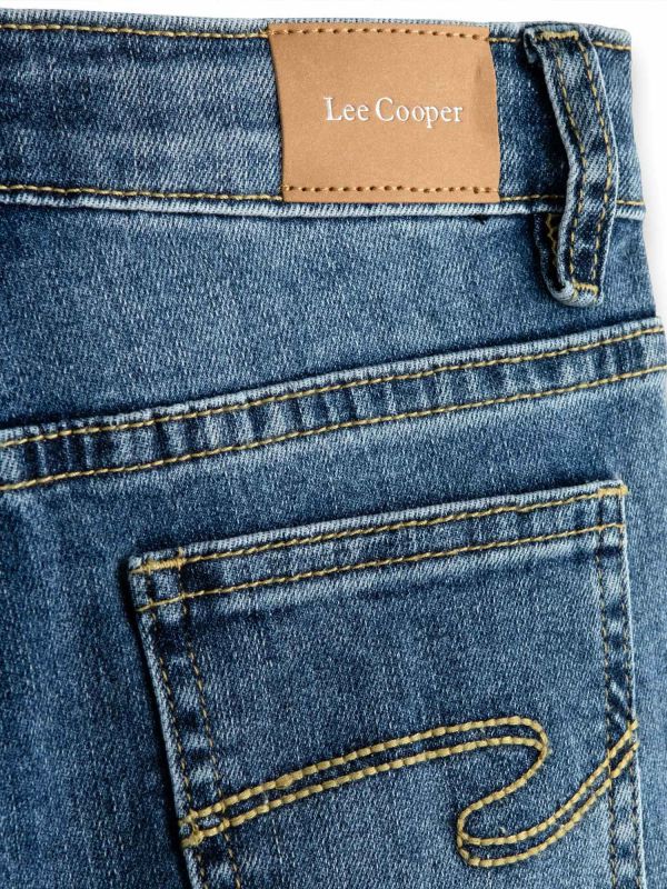 ג’ינס גבוה מתרחב לילדות