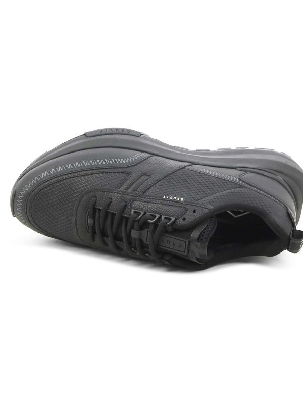 נעלי סניקרס לבנות לגברים