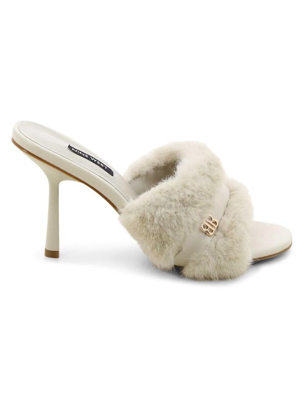 כפכפי נשים עם עקב גבוה ורצועת פרווה