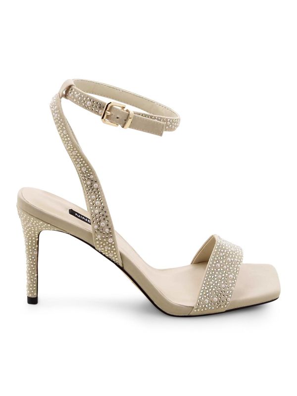 נעלי ערב אלגנטיות עם אבנים ועקב גבוה