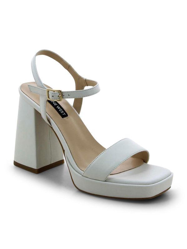 סנדלים עם עקב גבוה לנשים