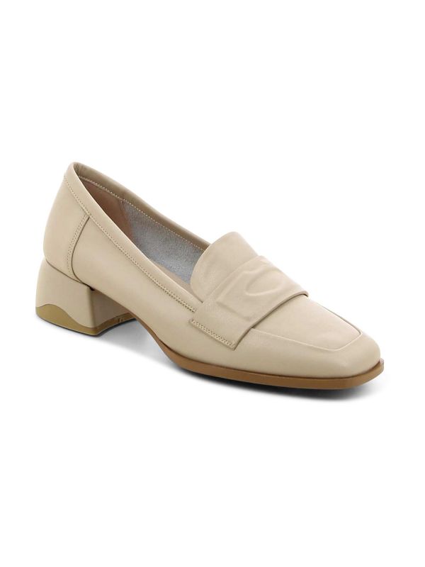 נעלי מוקסין קלאסיות לנשים עם עקב