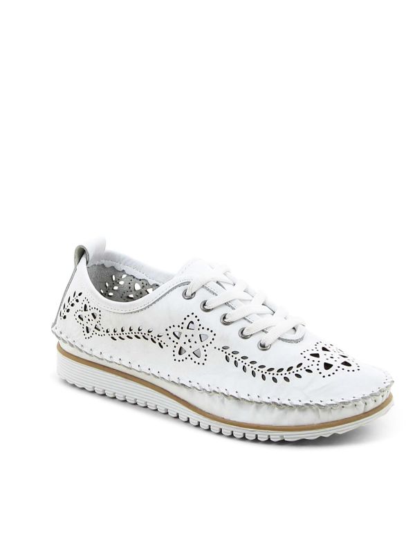 נעלי סניקרס עם דוגמא מחוררת לנשים