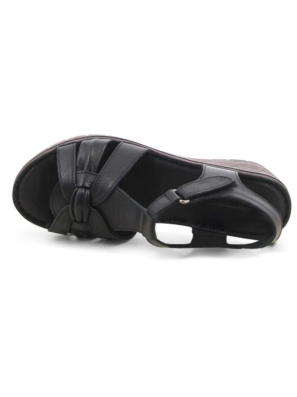 סנדלי נוחות עם רצועות מוצלבות לנשים