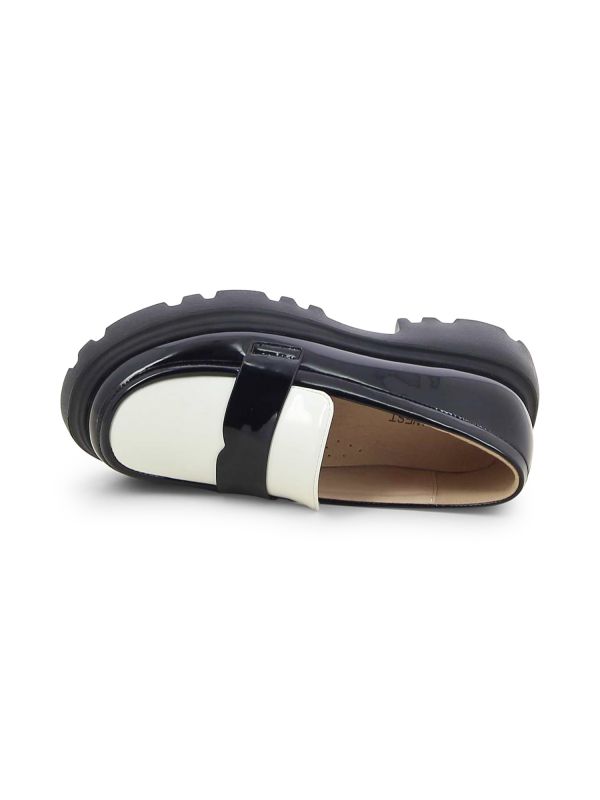 נעלי מוקסין שחור לבן לילדות