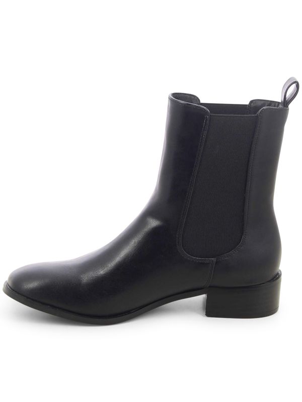 מגפוני צ’לסי קלאסיים לנשים