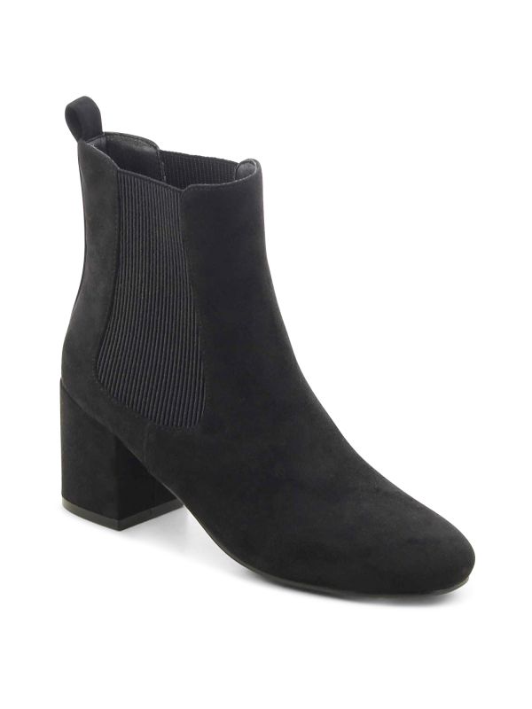 מגפוני צ’לסי עם עקב לנשים