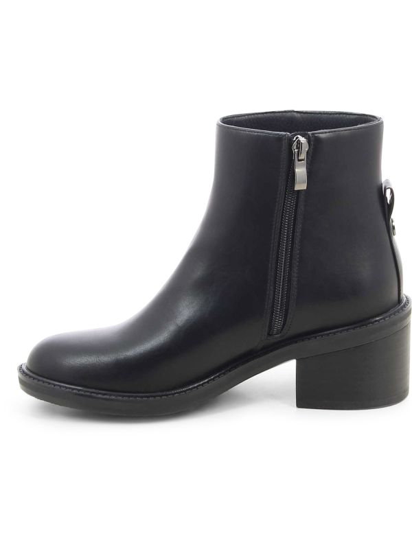 מגפוני נשים קלאסיים עם רוכסן אחורי