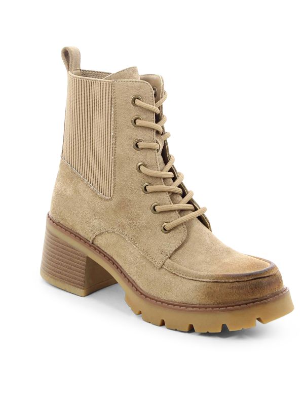 מגפוני נשים עם שרוכים