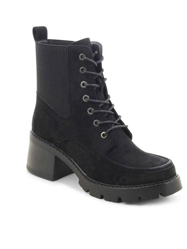 מגפוני נשים עם שרוכים