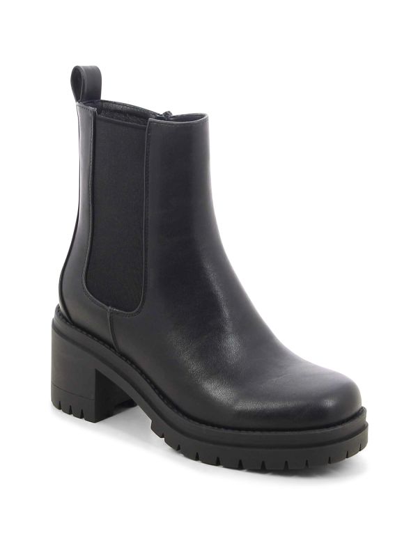 מגפוני צ’לסי עם עקב לנשים