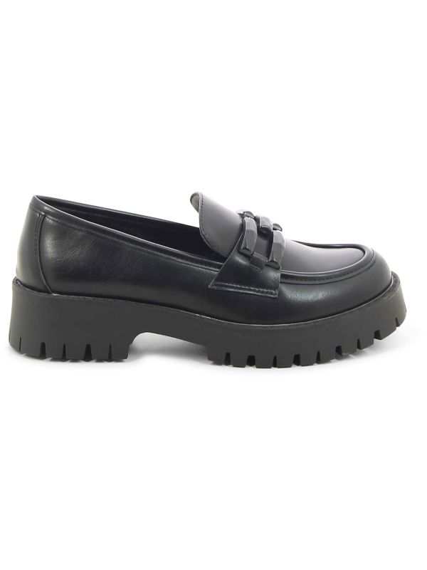 נעלי מוקסין לנשים עם שרשרת