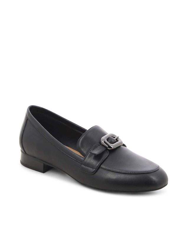 נעלי מוקסין לנשים עם אבזם