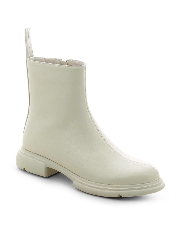 מגפוני נשים שטוחים עם סוליית טרקטור