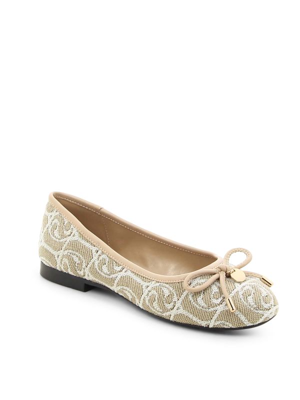 נעלי בלרינה שטוחות עם טקסטורה לנשים