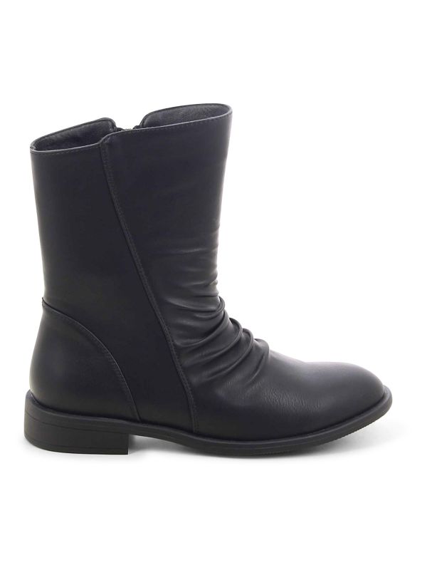 מגפוני נשים עם כיווצים