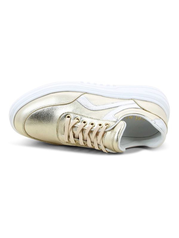 נעלי סניקרס לנשים