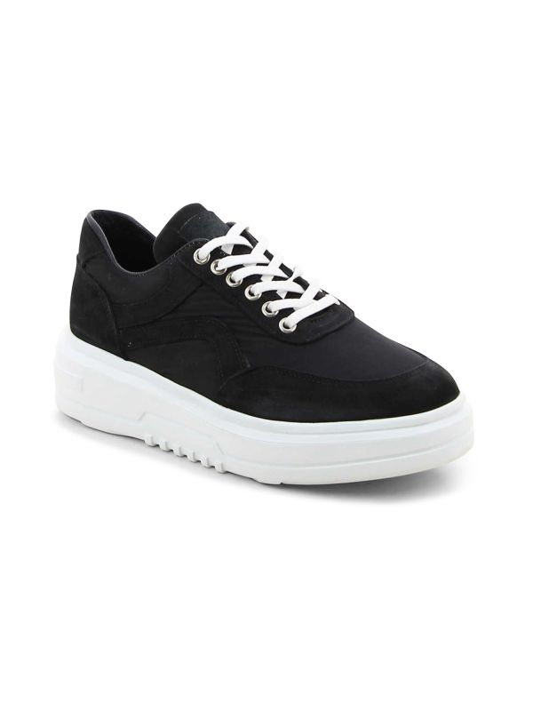 נעלי סניקרס לנשים