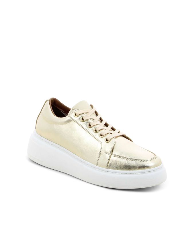 נעלי סניקרס קלאסיות עם סוליה עבה לנשים