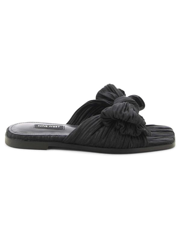 כפכפים שטוחים לנשים עם פרח