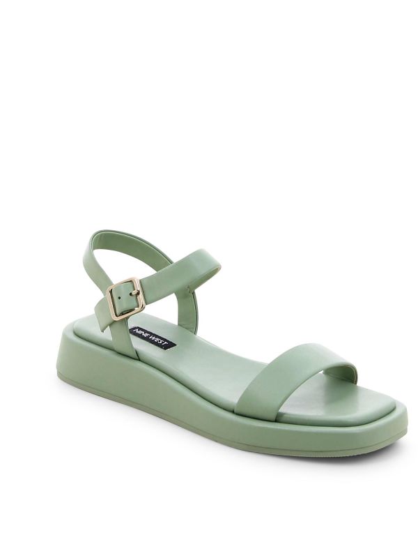 סנדלי נשים עם רצועות