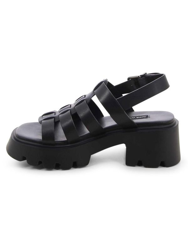 סנדלי גלדיאטור עם עקב טרקטור לנשים